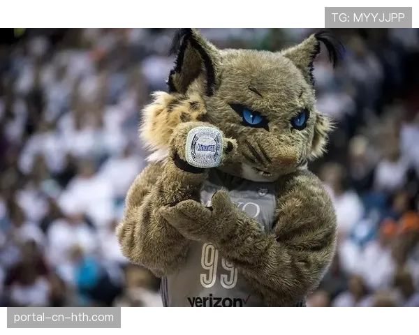 季前赛通讯:从欧洲到明尼苏达,科利尔如何带领山猫寻找化学反应 季前赛通讯:从欧洲到明尼苏达,科利尔如何带领山猫寻找化学反应